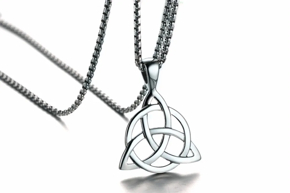 Mens Necklaces Irish Celtic Trinitys Knot Pendant Necklace in Silver Tone Stainless Steel Northern Europe Vintage Jewelry Colar Kolye Collane 18