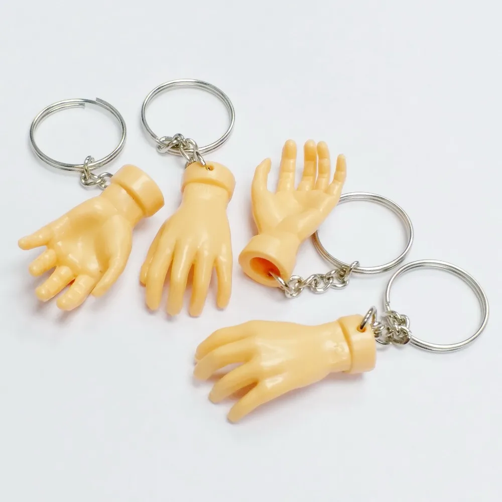 E722 Hand with key chain 5g