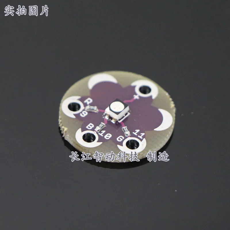 Tri-Color LED RGB LilyPad photo