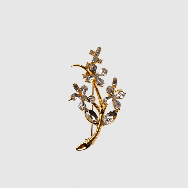 

Amorita boutique Golden flower plant brooches