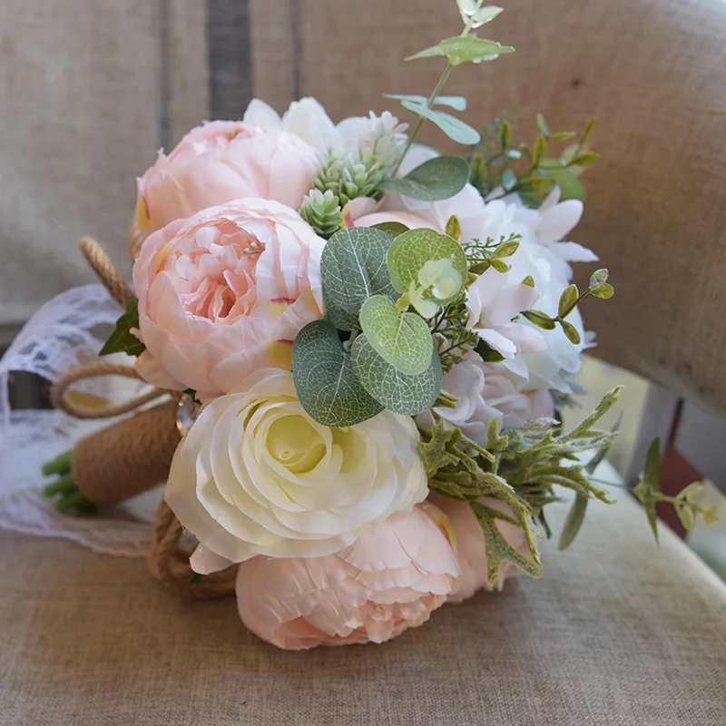 

AYiCuthia Wedding Bouquets For Brides Outside Lace Wedding Flowers Brooch Bouquets Bouquet De Mariage Vintage Court Style S5