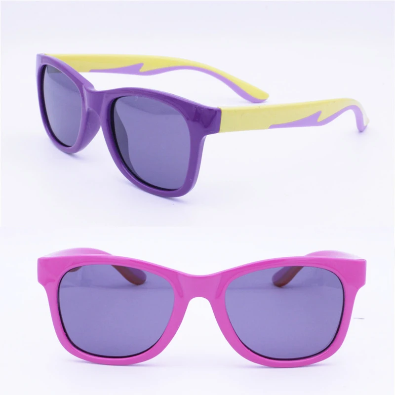 

High classic 7026 unisex soft and flexible TR90 polarized UV400 durable double colors traveling sunglasses for teens