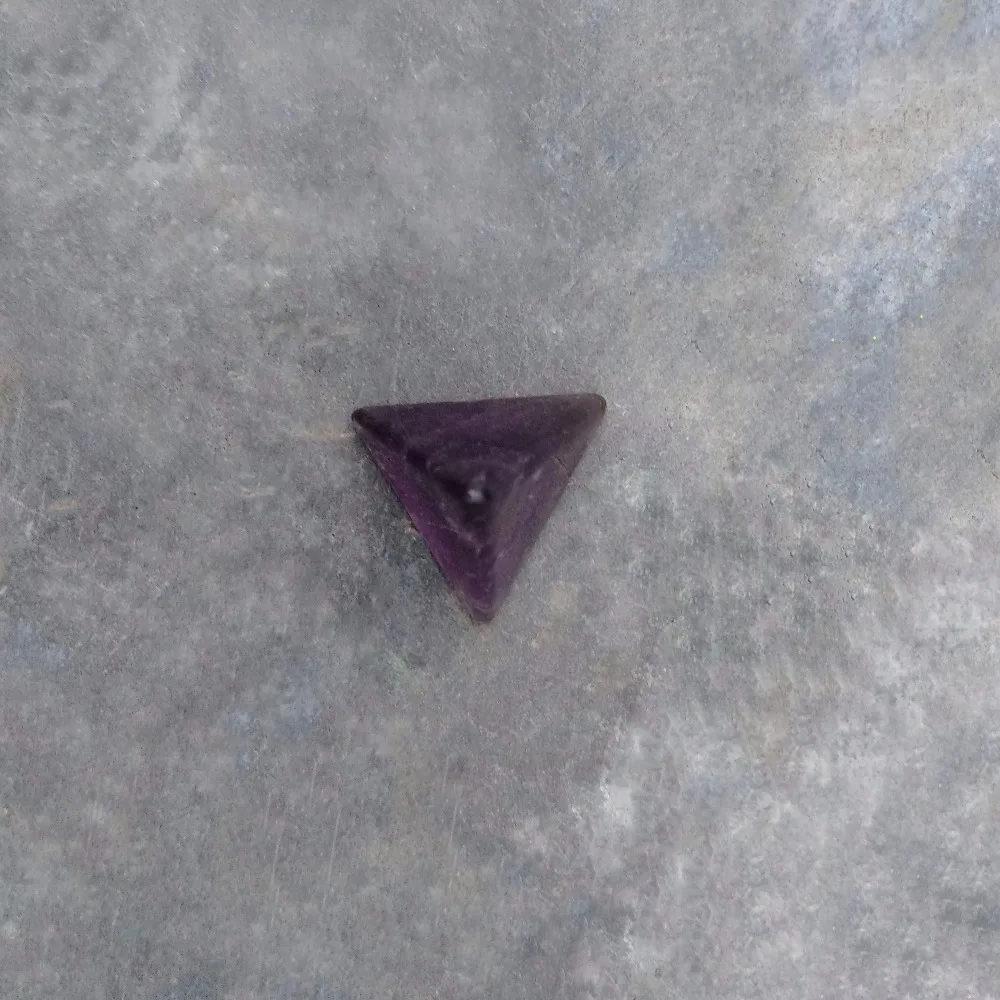 amethyst carved geometry 05