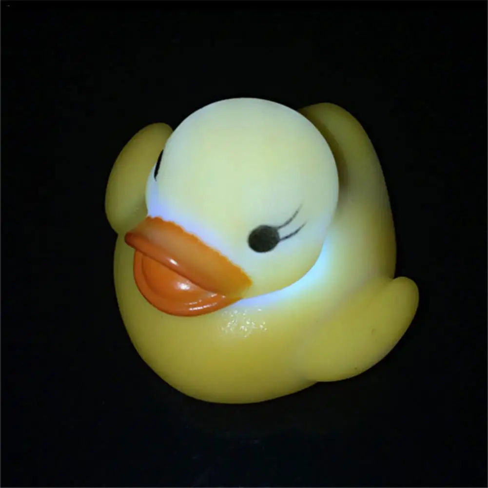 

In-water Shinning Yellow Duck Toys Playing Glowing Toys PVC Flash Duck Toys For Children Kids Baby Boy Girl