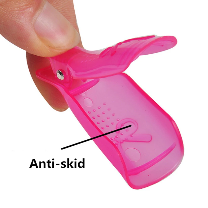 Clip Manicure
