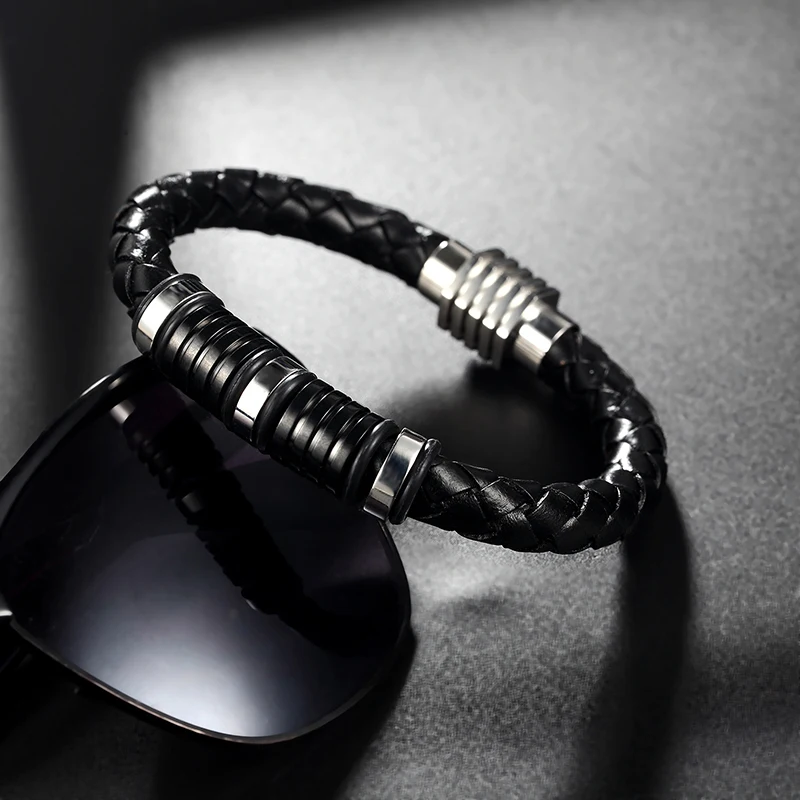 

MOGE Trendy Stainless Steel Genuine Leather Bracelets Men Cool Braided Rope Leather Charm Bracelets Male Bracelets Jewelry