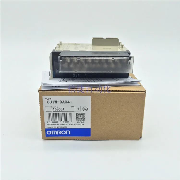 

New original OMRON CJ1W-DA041 PLC Analog output unit sensor