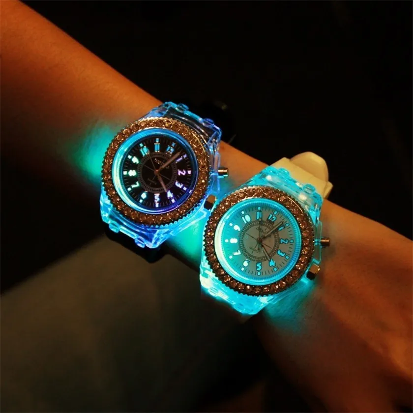 

2019 Women clock Fashion Personality Luminous Watch#June7 B