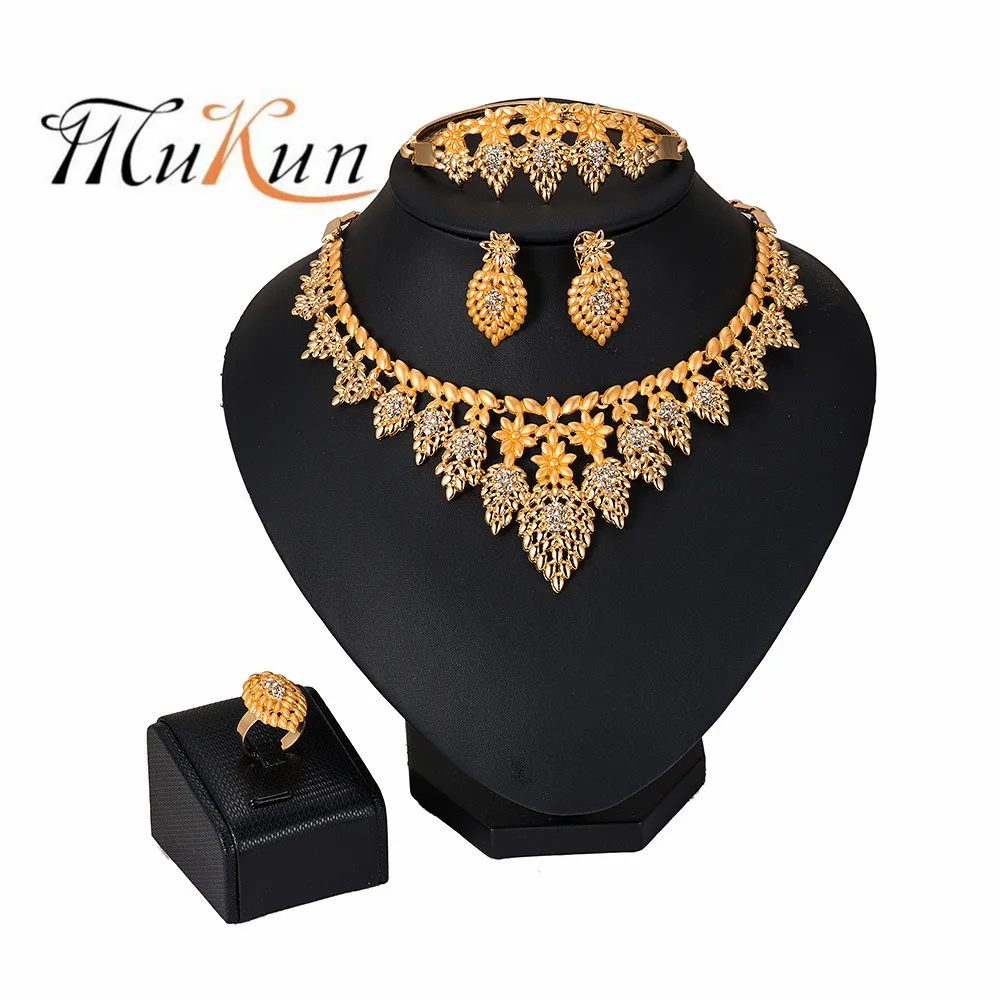 

Wholesale bridal jewelry sets African Costume Zinc Alloy Jewelry Set Nigerian Wedding African big jewelry set Dubai Gold Jewelry
