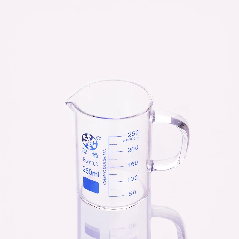 Beaker in low form with spout and handle,Capacity 250ml,Outer diameter=71mm,Thickness=3.3mm,Height=100mm,Laboratory beaker