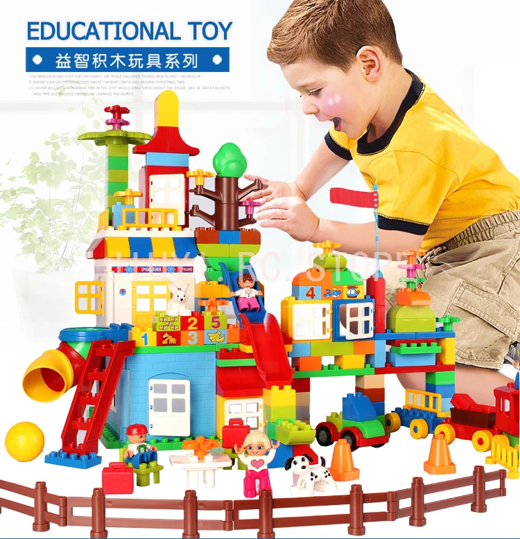 210pcs Big Size Castle Amusement Park Model Building Blocks Bricks Kids Toys Compatible With Legos HM183 (1)