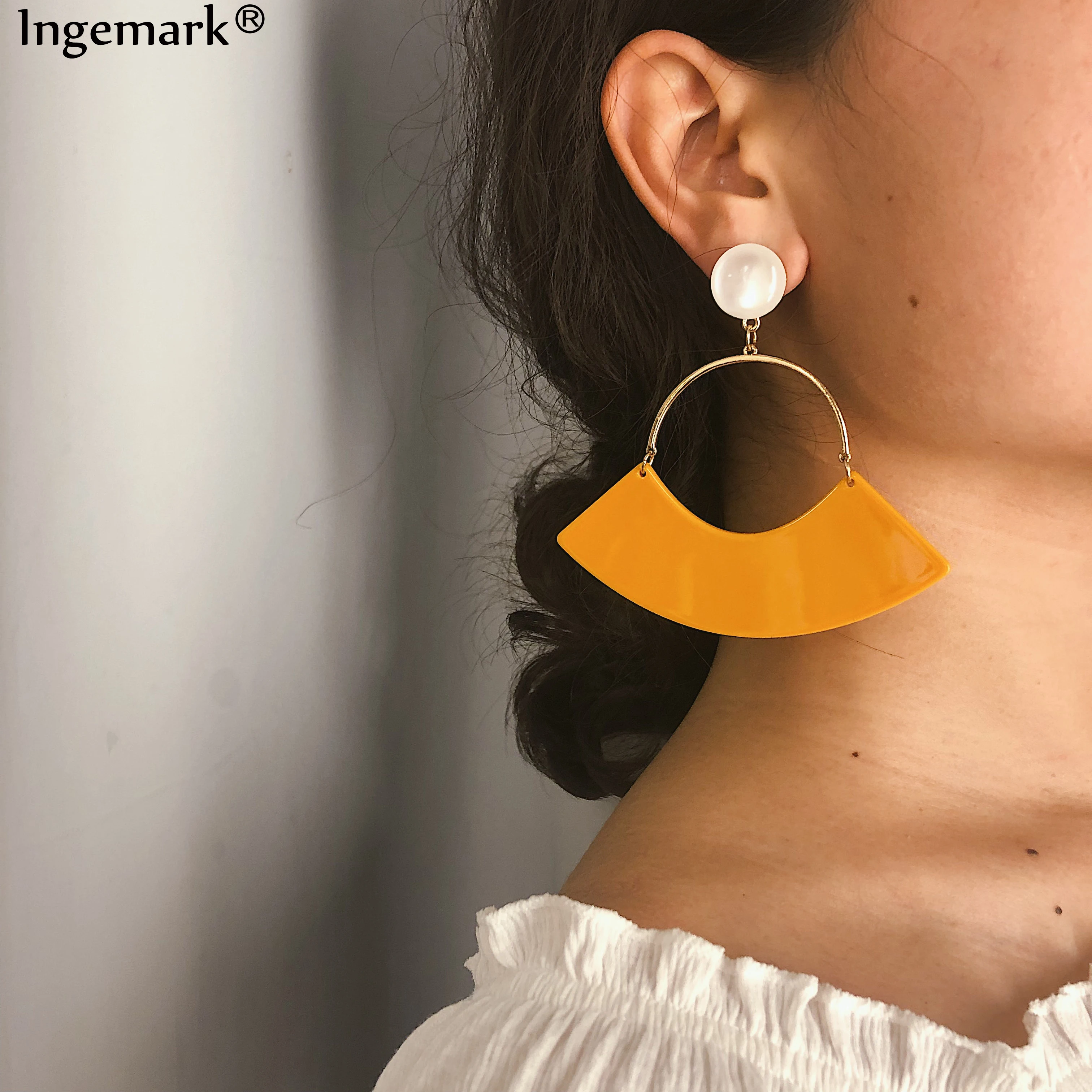 

Ingemark Bohemian Acrylic Drop Earrings Statement Ladies Ornaments Vintage Imitation Pearls Scalloped Dangle Earring Party Gifts