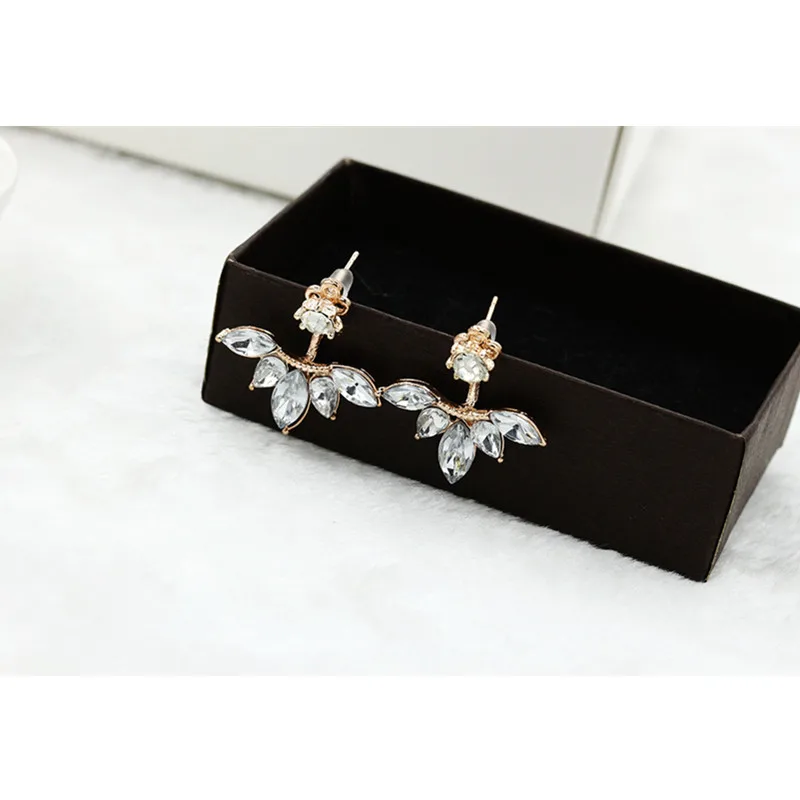 Женские серьги гвоздики с цветком из кристаллов Сережки для пирсинга e012|crystal flower