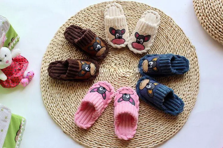 Детская домашняя обувь с милыми маленькими животными; детские тапочки; зимняя хлопковая обувь; хорошее качество; теплые детские тапочки с героями мультфильмов