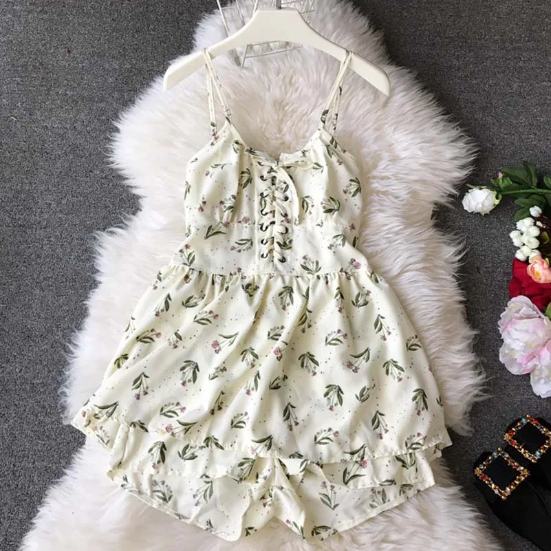 Printed Floral Lace Up Summer Playsuits Retro Daisy Flowers High-waist Suspender Beautiful Chiffon Rompers for 2019 Printed Floral Lace Up Summer Playsuits Retro Daisy Flowers High-waist Suspender Beautiful Chiffon Rompers for 2019