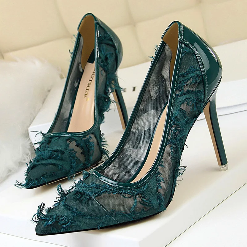 Bigtree Shoes Sexy Hollow Women Pumps Fashion Furry High Heels Women Shoes Wedding Shoes Women Party Shoes Black Stiletto