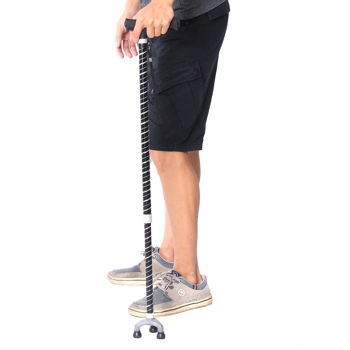 Lidar com Alça de Metal Fiel para o Velho Homem de Trekking Ultraleve Ajustável Bengala Cane Folding Led Light Cabeça Pivotante 3 Base 13 High Quality Esporte e Lazer