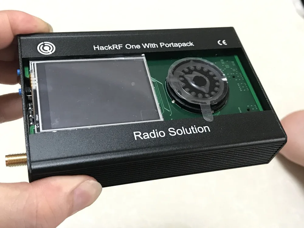 Новейшая версия PORTAPACK + HACKRF ONE от 1 МГц до 6 ГГц SDR металлический чехол 0.5ppm TXCO
