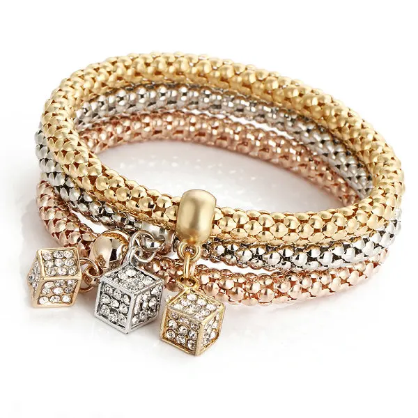 Classic 18k White Gold Filled Women's multi-layer Lovely Flower Charm Bracelet Classic 18k White Gold Filled Women's multi-layer Lovely Flower Charm Bracelet