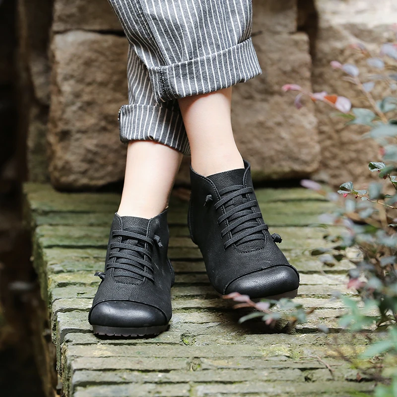 Kopen Vrouwen Echt Leer Martin Laarzen Zwart Lace Up Lage Hakken Schoenen Winter 2018 Knight Laarzen Voor Vrouwen Lederen Handgemaakte Enkel laarzen