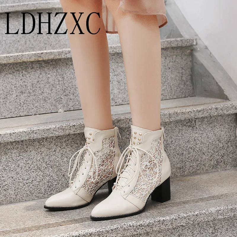 

LDHZXC Women Shoes Boots Spring/Autumn Hollow Net Flat-soled Soft-soled Leisure Lace Boots Fashion Novelty Size 34-48