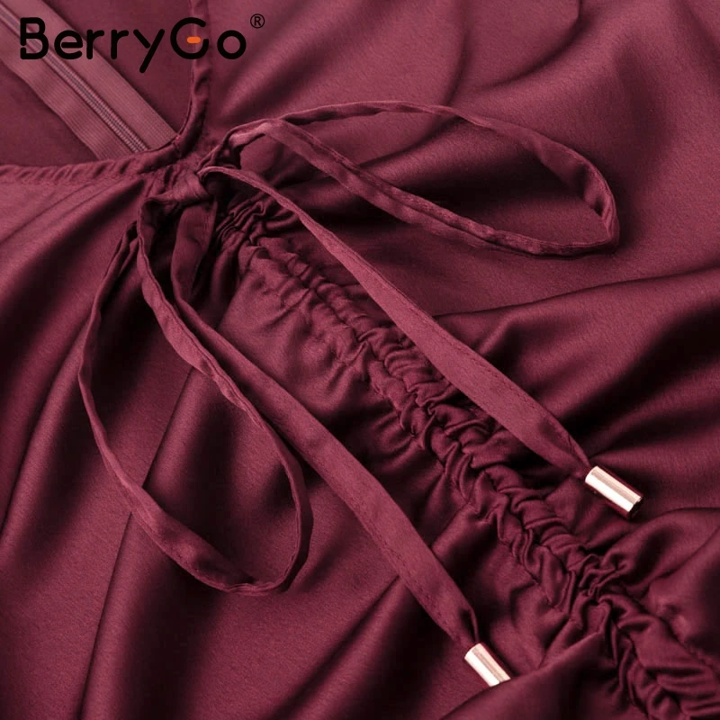 Женское атласное платье с рюшами BerryGo Осеннее короткое v образным вырезом и для