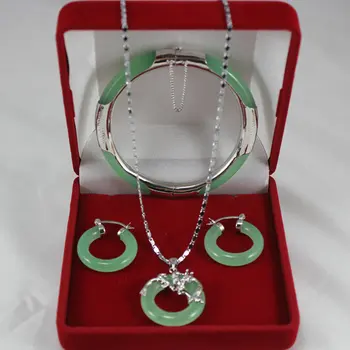 

noble and nice light green Jade bracelet7.5", round earings, and dragon pendant for Christmas and valentine's day gift AA1013