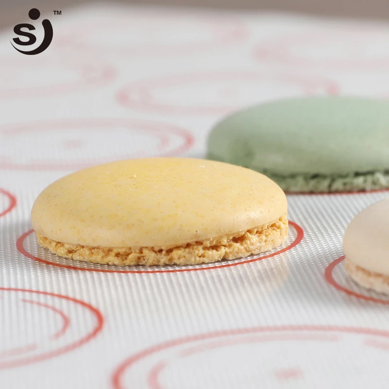 60-40-cm-Rolling-Non-stick-Silicone-Oven-Macaron-Cake-Pad-Cutting-Baking-Mat-Bakeware-Dumplings(5)