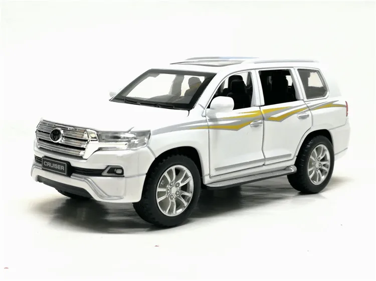 1:32, Toyota LAND CRUISER, литые под давлением модели автомобилей, игрушки с шестью открывающимися дверями, задний звуковой светильник для детей, игрушки