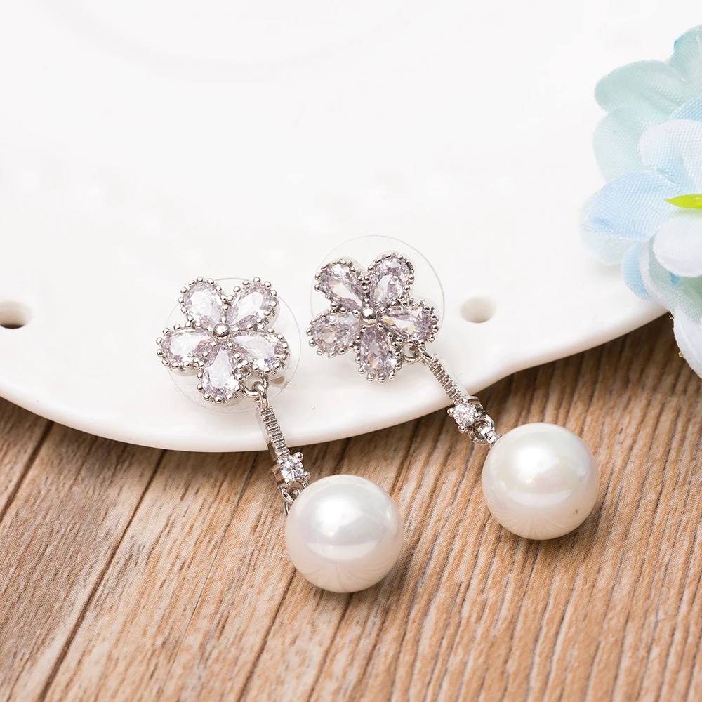 

Romantic CZ Clear Cubic Zirconia Flower Simulated Pearl Pendant Women Dangle Earrings For Party Wedding Brides Bijoux Jewelry