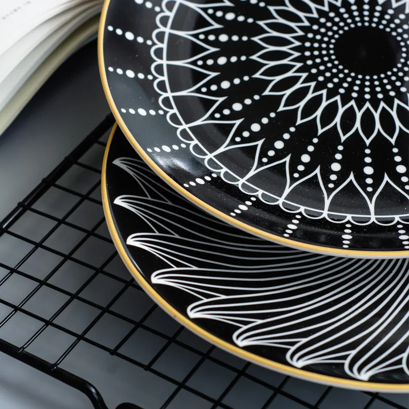 Посуда с золотыми краями и черным геометрическим дизайном керамическая столовая 4