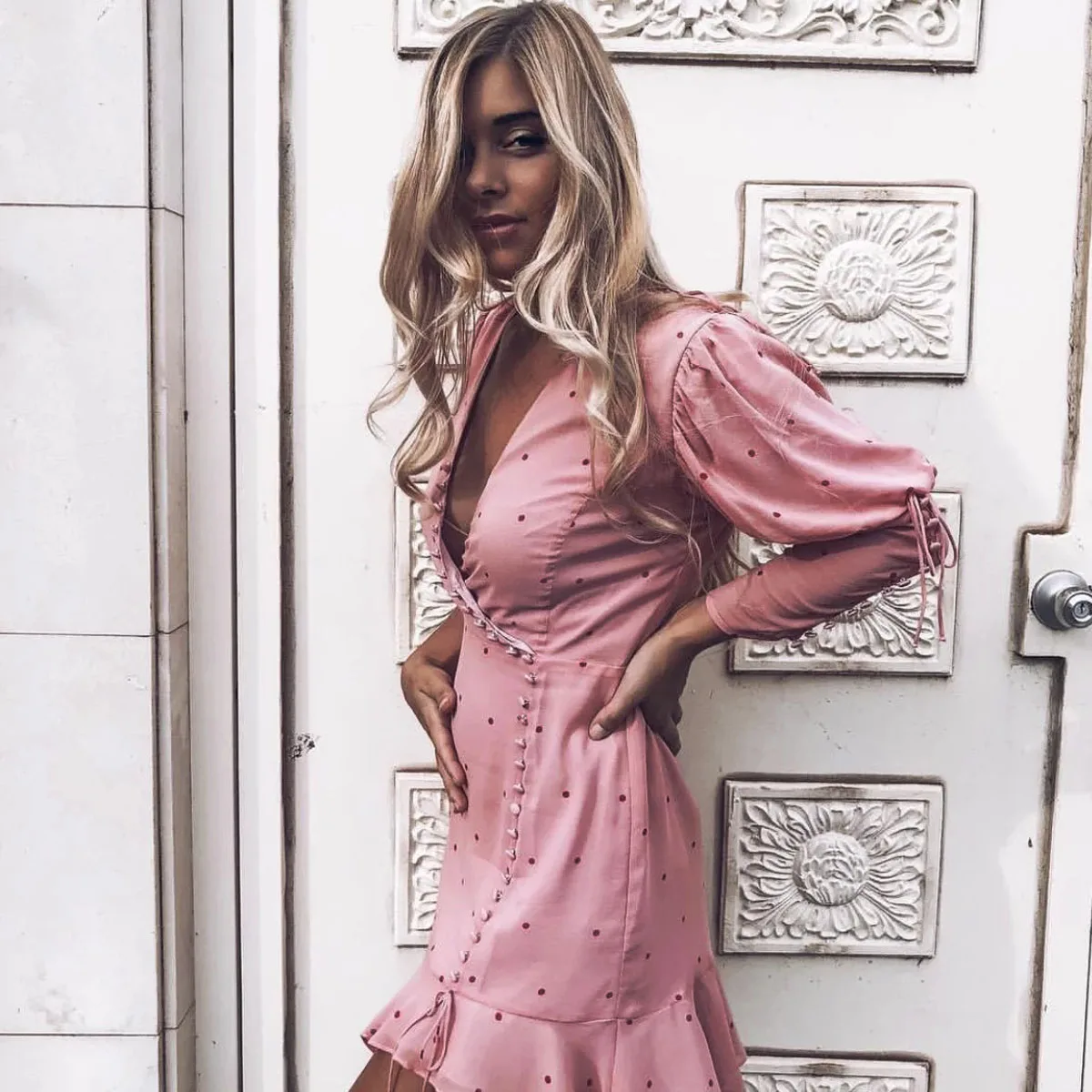 

Jastie V-Neck Button Mini Dress Boho Polka Dot Print Dresses Puff Sleeve Ruffle Hem Hippie Beach Dress Summer Women Vestidos2018