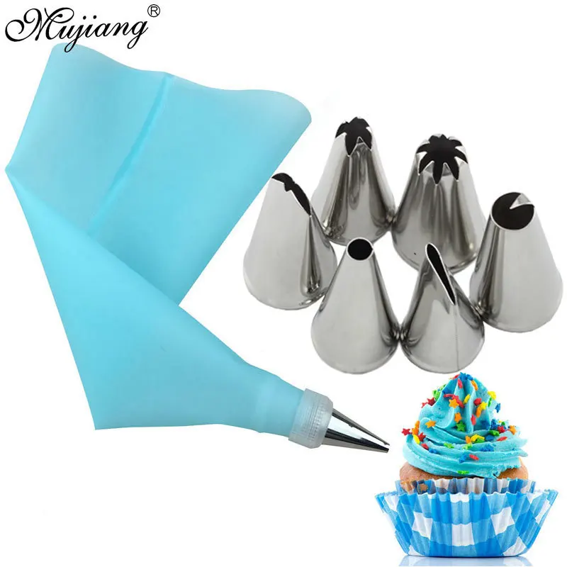 

8 Pcs/Set Silicone Icing Piping Cream Pastry Bag Stainless Steel Nozzle Set DIY Cake Decorating Tips Set Kitchen Accessories