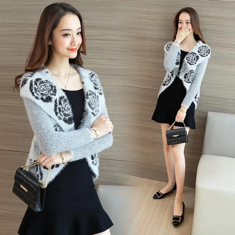 

2019 New Ladies short Cardigan V Neck Long Sleeve Cotton Printed Cardigan Sweaters Coat feminino Spring Knitwear for Women