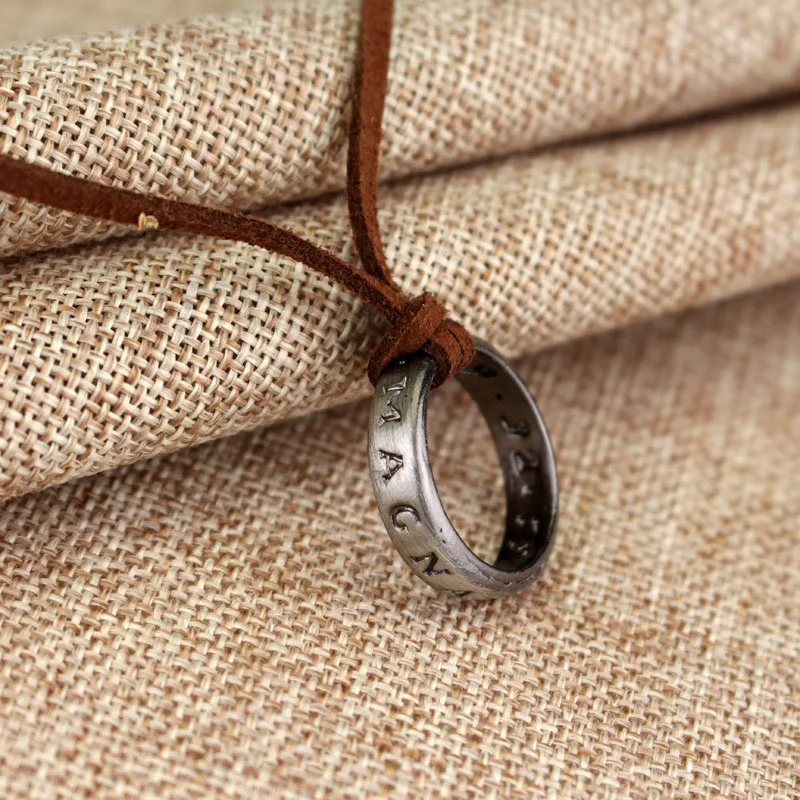 

2018 New Hobbit Letter Lord of One Rings For Men Black Gold Silver Titanium 316L Stainless Steel Ring Movie Pendant Chain 3Color
