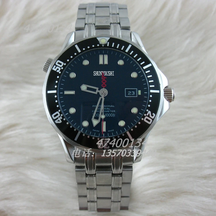 

Mens Watches Top Brand Runway Luxury European Design Automatic Mechanical Watch S0602