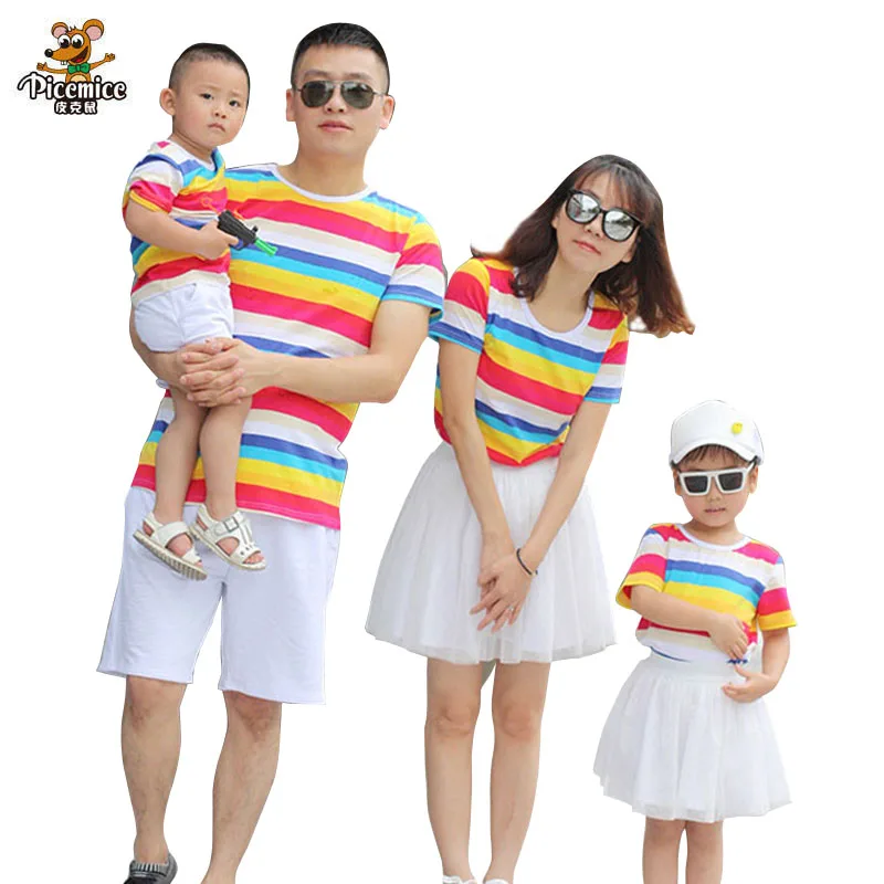 

Family Matching Clothes Mother Daughter Skirt Father Son T-shirt Short Pants Family Set Parent-Child Clothing