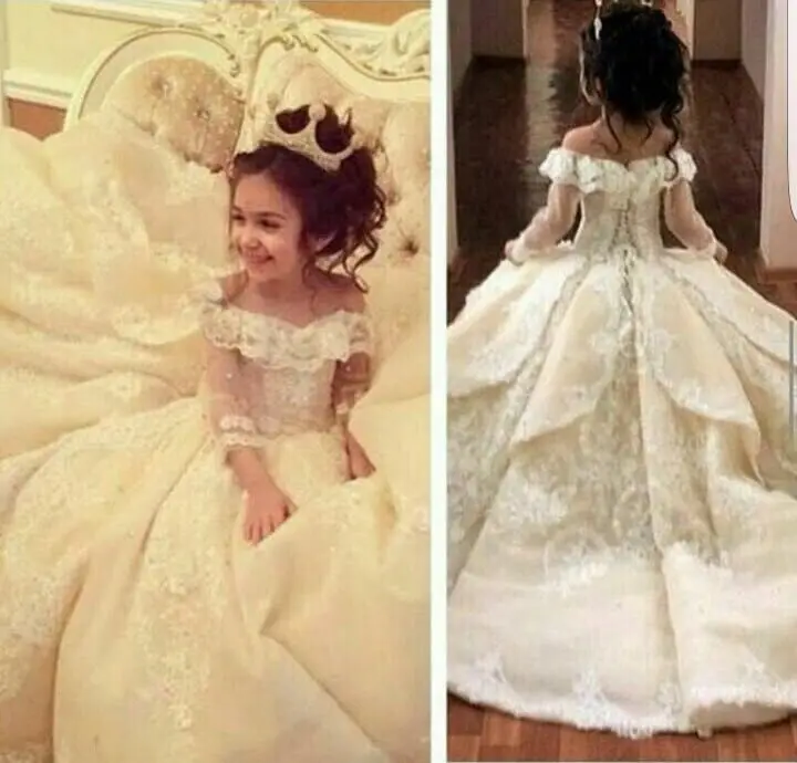 

Ball Gown Long Appliques Organza Lace Flower girls' Dresses for Wedding 2019 First Communion Dresses For Little Girls