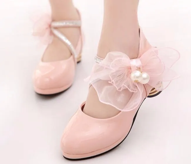 Весенне-осенние модные детские туфли на низком каблуке для принцесс; кожаные блестящие танцевальные туфли в Корейском стиле с бантом для девочек; школьная обувь для девочек; большие и маленькие