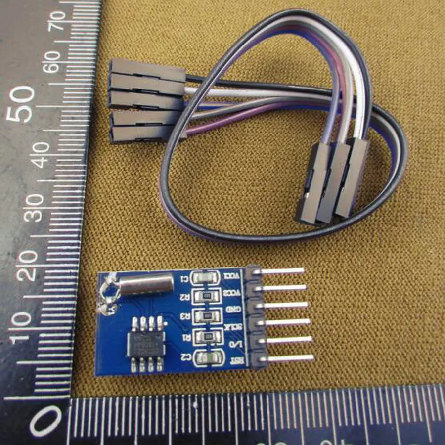 Real Time Clock Orologio//Calendario IC 31B 3-Wire Serial 8-SOIC RTC DS1302S