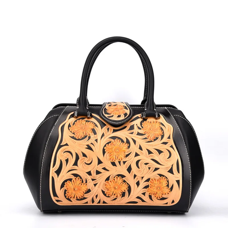 

2018 New leather carved diagonal portable handbag vintage ethnic wind flower female handbag genuine leather bag women