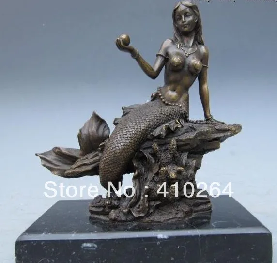 

Express Mermaid Hold Pearl Sit On The Rock Pure Bronze Statue