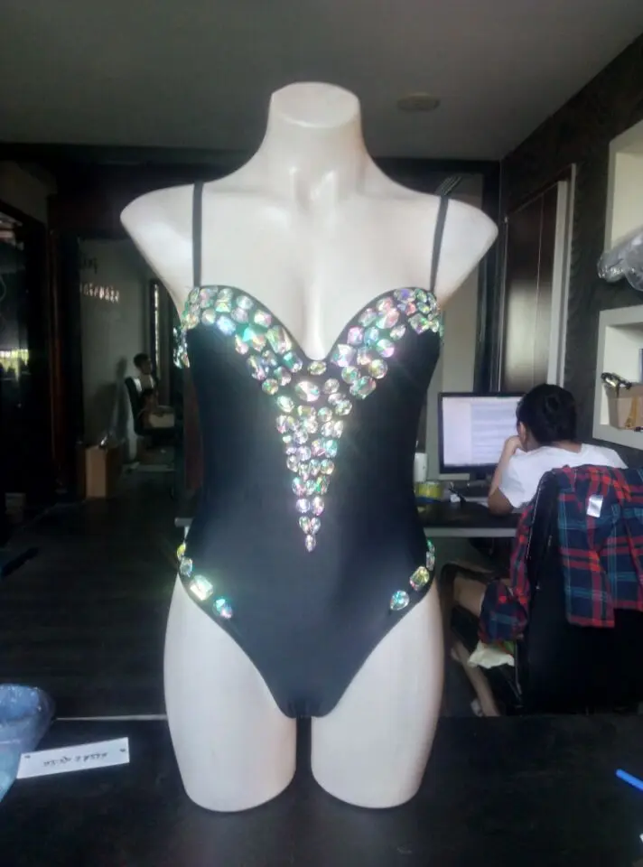 

2017 venus отпуск новый стиль стразы бикини Зрелые Женщины Купальники бриллиантовый купальный костюм Пляжная одежда сиамское бикини с камнями