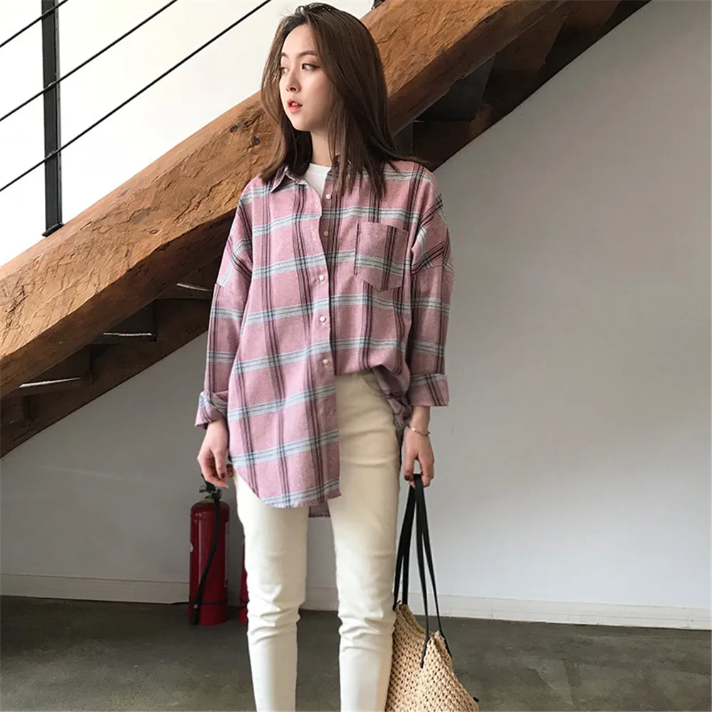 Big Loose women plaid blouses shirts 2018 Women Office Air Conditioner Blouse Shirt Female Outerwear Casual Pocket Shirts (26)