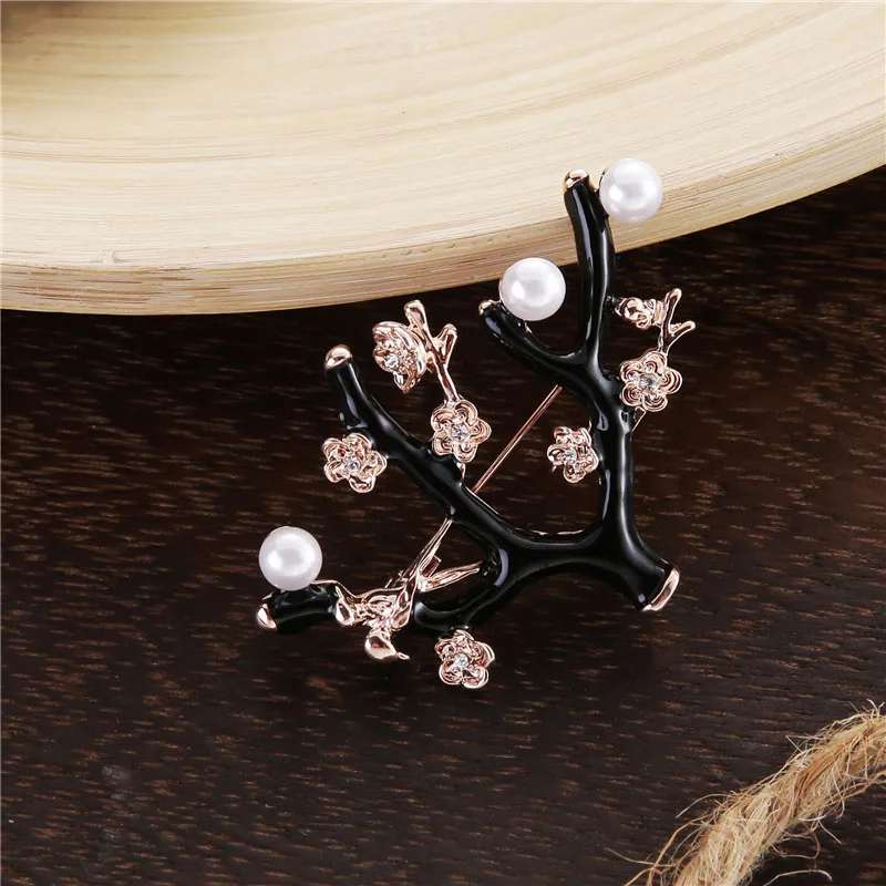 TDQUEEN Brooches Black Enamel Tree Branches Bird Pins and Brooches Safety Pin Jewelry Gold Metal Brooch for Christmas Gifts 1