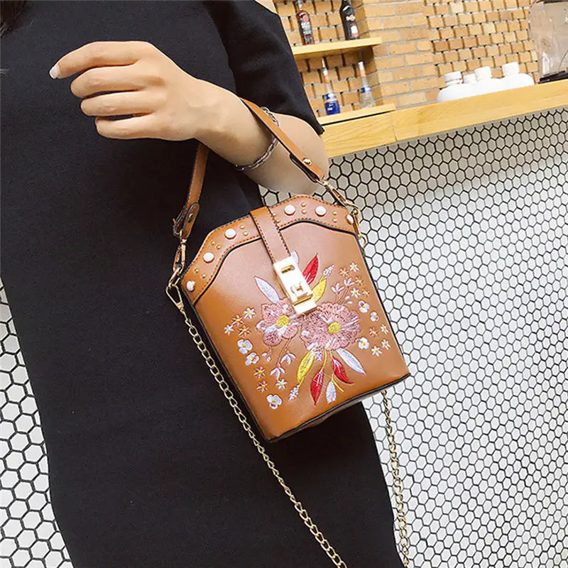  Embroidery Pearl Female Shoulder Bag Crossbody Bag for Women 2019 Messenger Bags women's bag bolsa feminina sac a main 30AP0327
