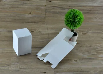 

10*10*10cm New Design White Kraft Chocolate Bakery Food Storage Box DIY Soap Party Gift Craft Snack Cookies Retail Packing Box