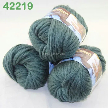 

LOT of 3 Balls X 50g Special Thick Worsted Cotton Knitting Yarn Dark Green 2219