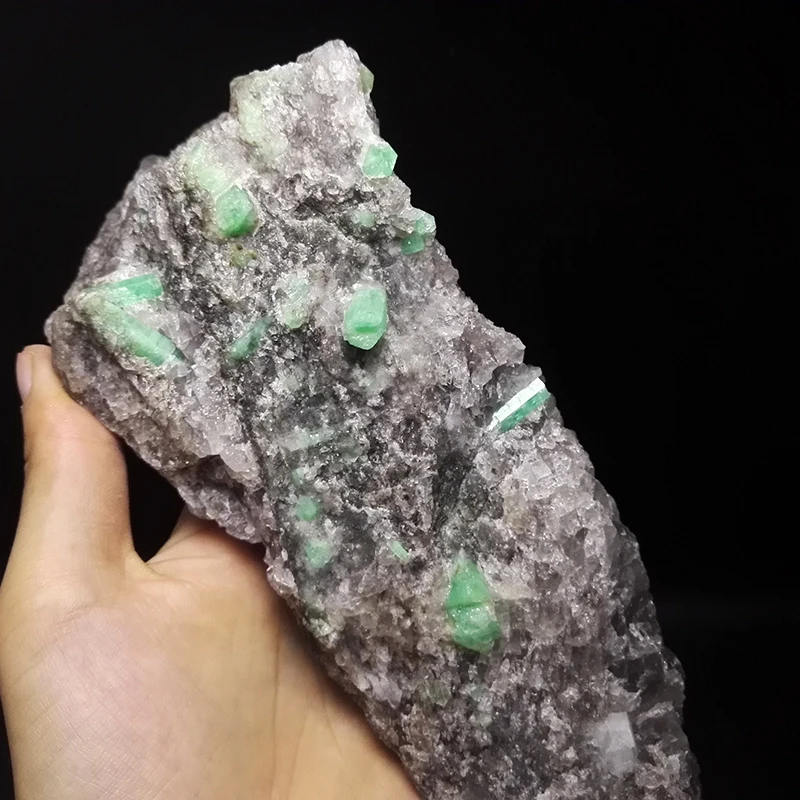 

980g NATURAL Stones and Minerals Rock Emerald green symbiosis with quartz crystal gem stone ore sample collection ZML4 26