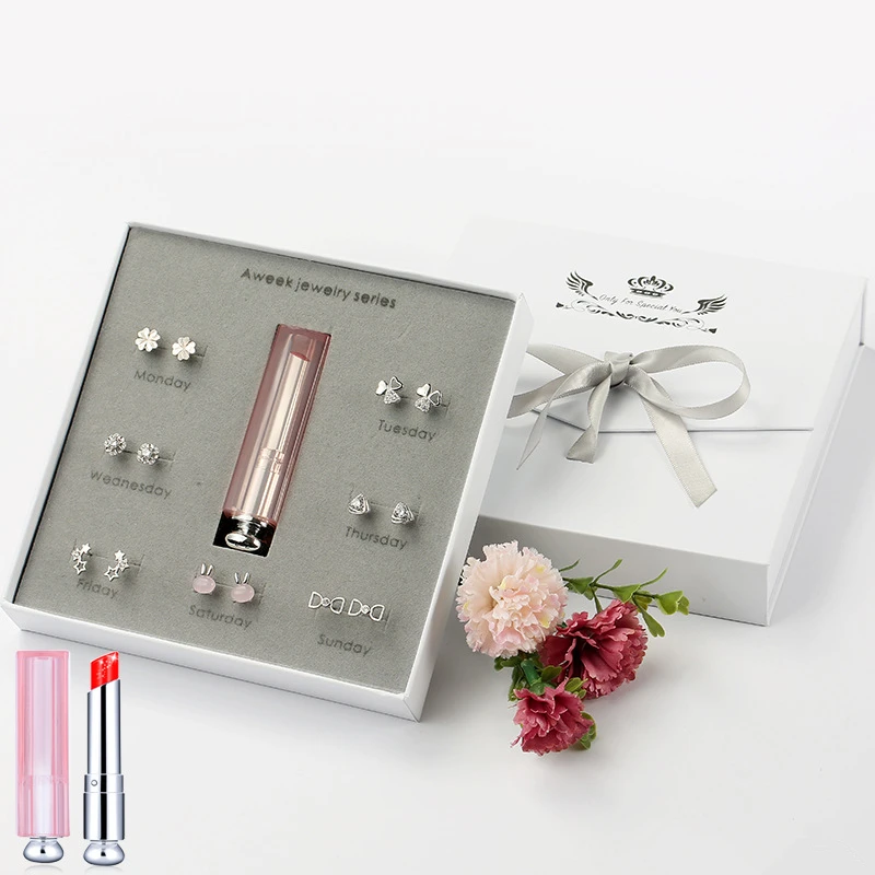 

7 Pairs Fashion Heart Boxed Earrings Set Pack With Gift Box Jewelry Sets Multiple Rhinestone Metal Earrings For Women
